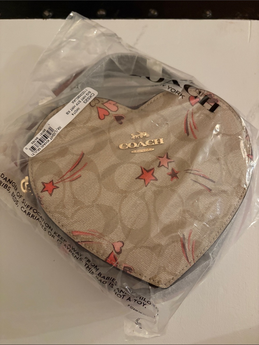 Coach Heart Crossbody In Signature
Canvas With Heart And Star Print nwt - Picture 5 of 11